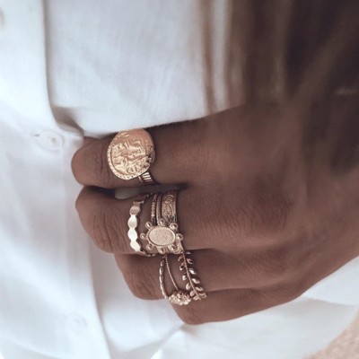 // // Des bijoux qui résistent à la vie ️