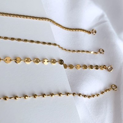// CHOKERS // Pick One