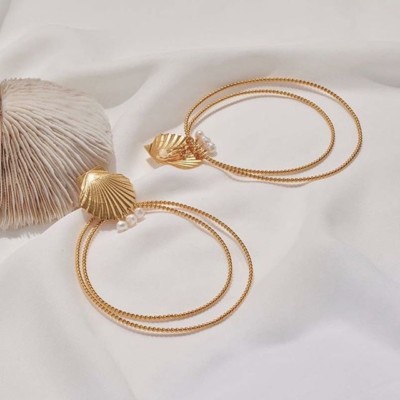 // SIA // Enfin en ligne ???? Nos grandes boucles pour les grandes occasions, où juste pour habiller vos tenues d’été. Maxi boucles, maxi passion ️