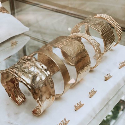 // NOS MANCHETTES // Préparent une jolie chorégraphie en boutique ?